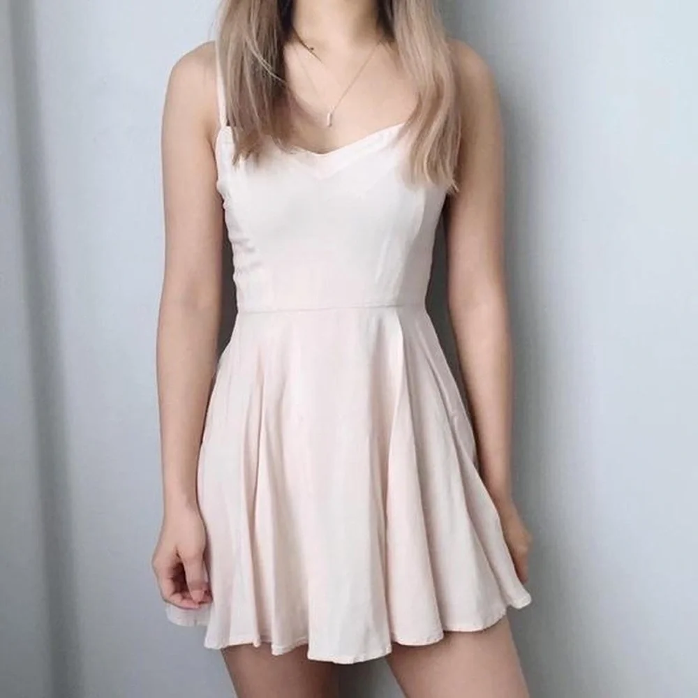 ◾️Aritzia Talula Linpinski Skater Dress - Picture 9 of 10